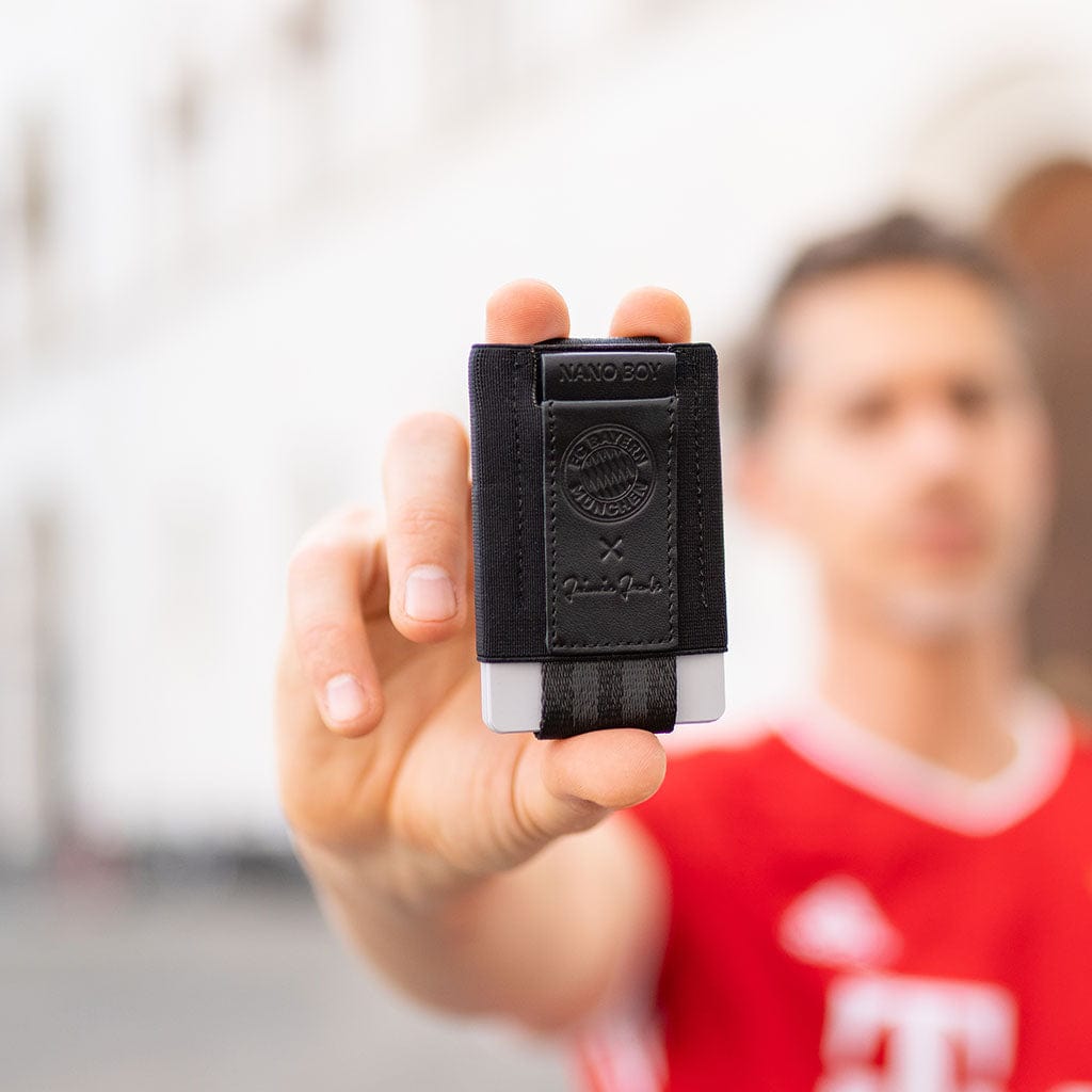 Jaimie Jacobs Geldbeutel Karten Portemonnaie Black Nano Boy Pocket FC Bayern München Edition - with leather coin pocket Nano Boy Pocket FC Bayern Edition with leather coin pocket
